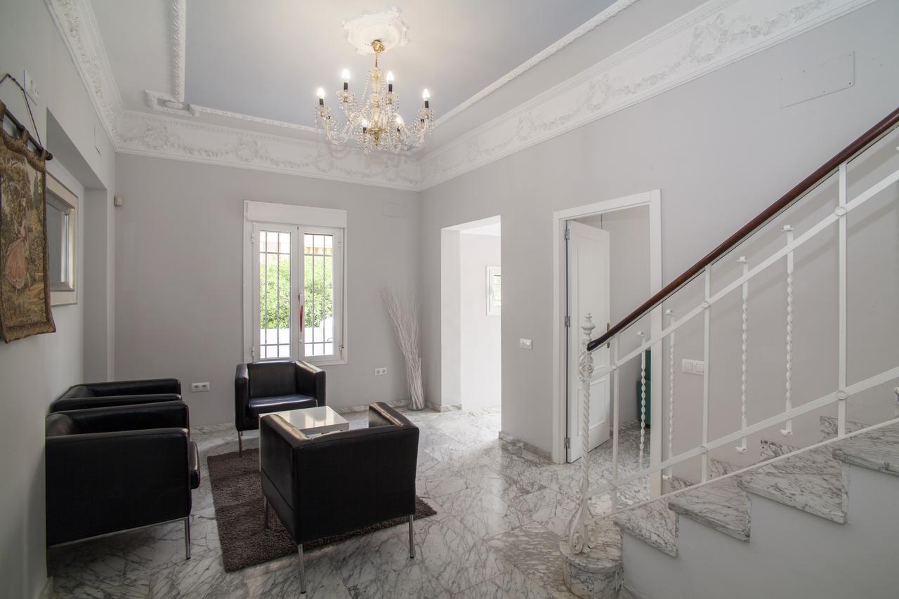 10 Bdr Chalet; Maria Luisa Park Vakantiehuis *